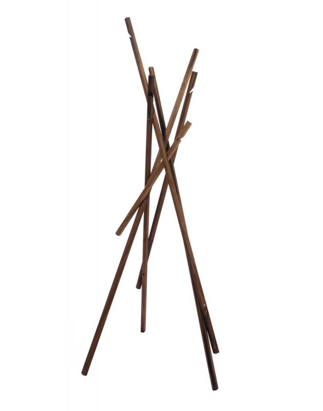Sticks Garderobenständer aus Nussbaumholz, modernes Design für Flur und Eingangsbereich.